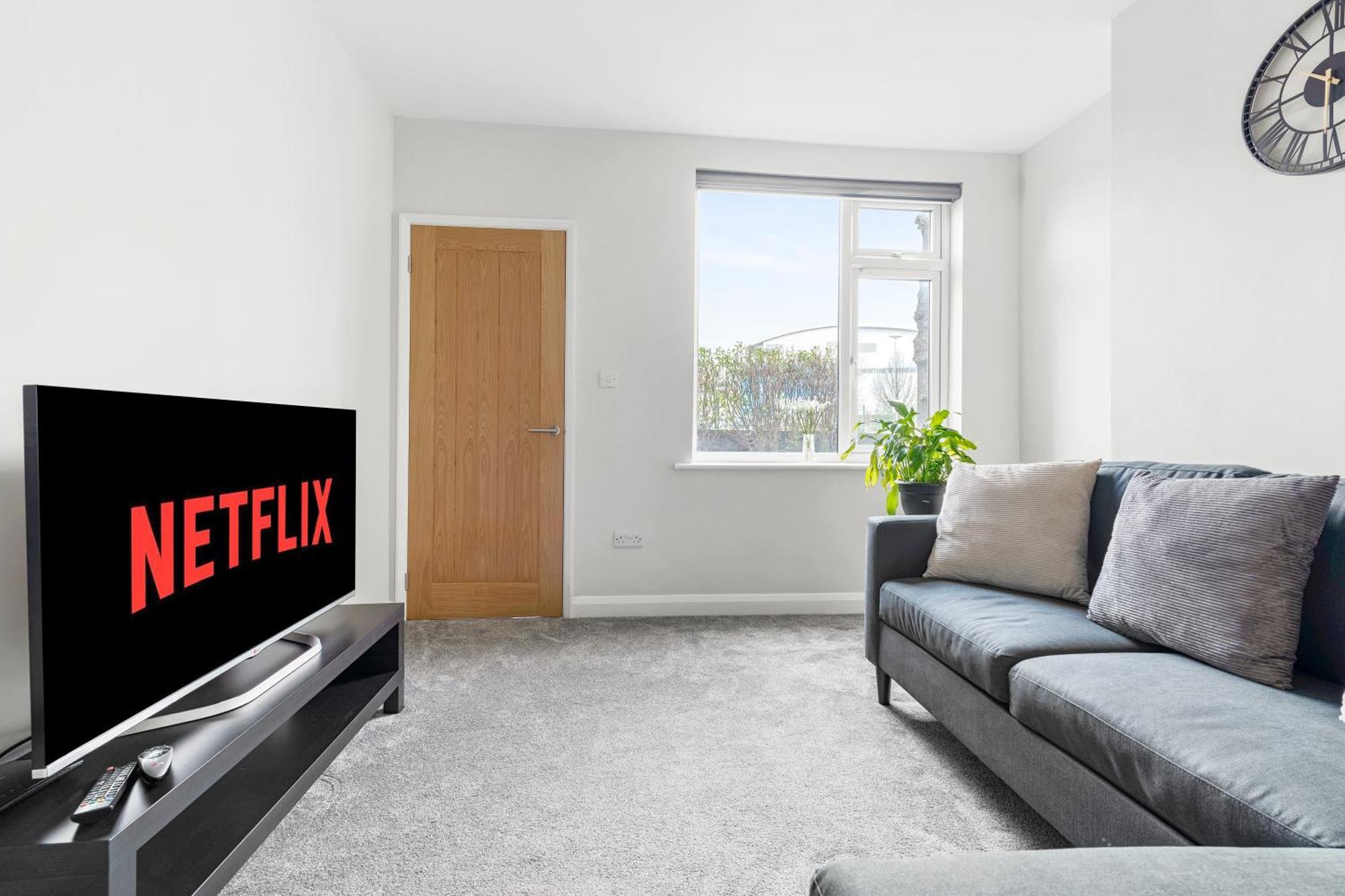 Lovely 2 Bedroom House - Free Parking - Near Qmc Hospital & Of - Suitable For Short & Long Nottingham